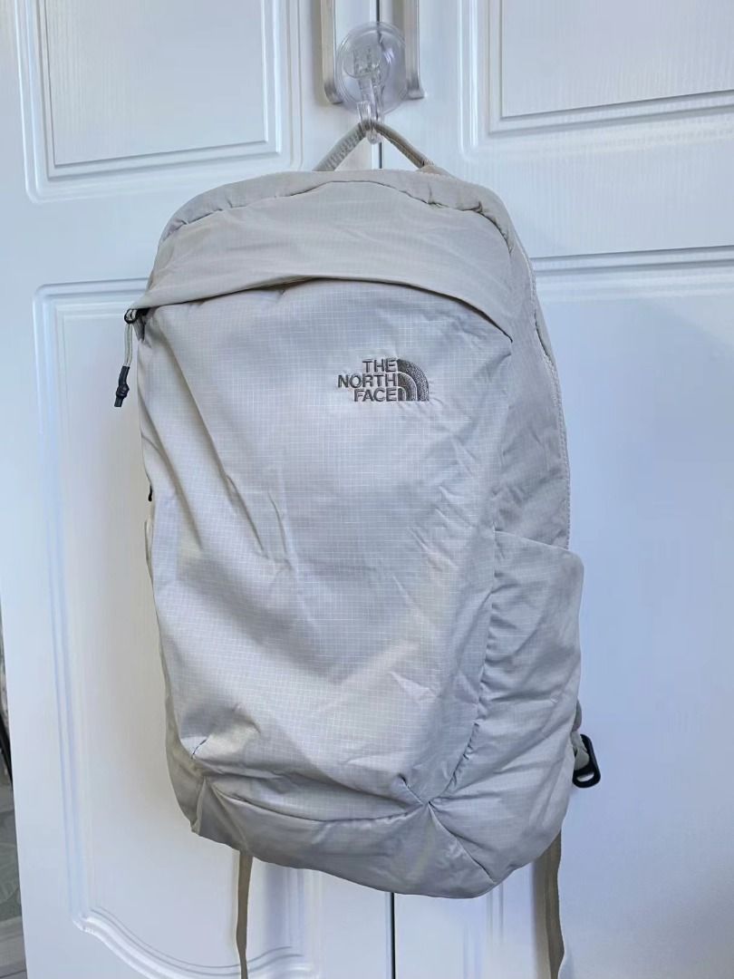 THE NORTH FACE Glam Daypack Compressible backpack