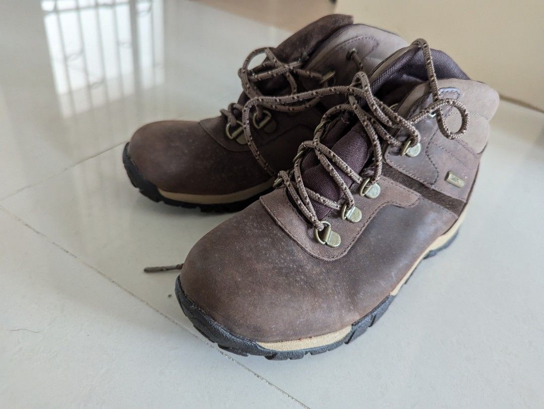 Timberland Boots for Teen Stylish Durable US 2.5 Women s Fashion Footwear Boots on Carousell
