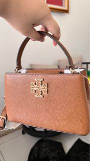 (Kategori: ) berada di . Dikirim oleh dinadr23 (ID iklan 1329329997, Gambar 1). Deskripsi: .