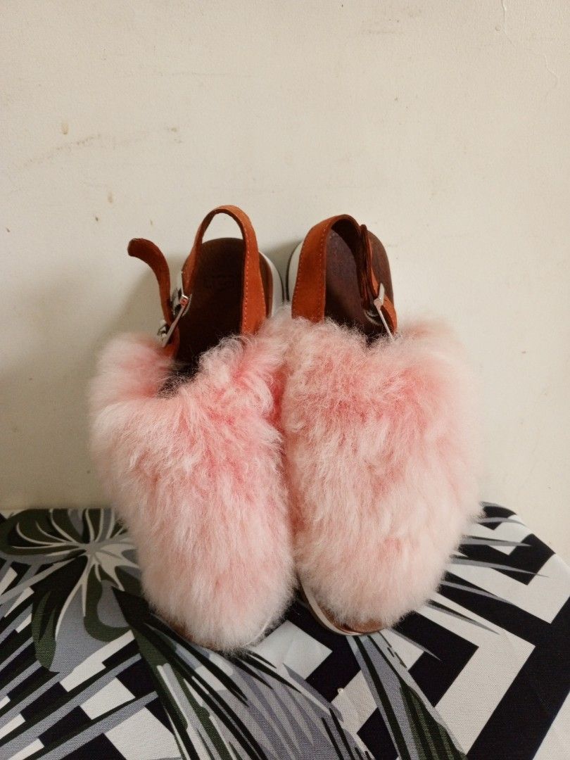 UGG Holly slide Sandals Women s Fashion Footwear Flats Sandals on Carousell