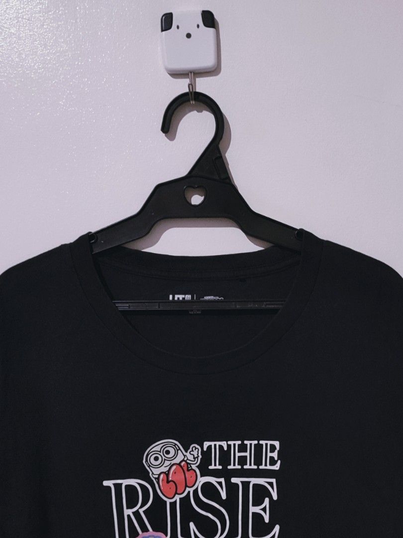 Uniqlo x Minions Tee (Category: Tshirts & Polo Shirts ) located in Ibajay. Submitted by trendholicrepublique (Listing ID 1329451389, Image 2). Description: Uniqlo x Minions Tee 159 Php Color Rate 9.5/10 XL on Tag Very Good Condition (need wash).