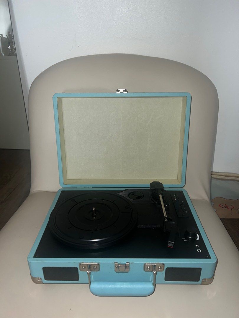 Vinyl Record Player in Tiffany Blue (Category: Portable Music Players) located in Manila. Submitted by stealpriceitems (Listing ID 1329317007, Image 1). Description: No issues but No charger & No Box.