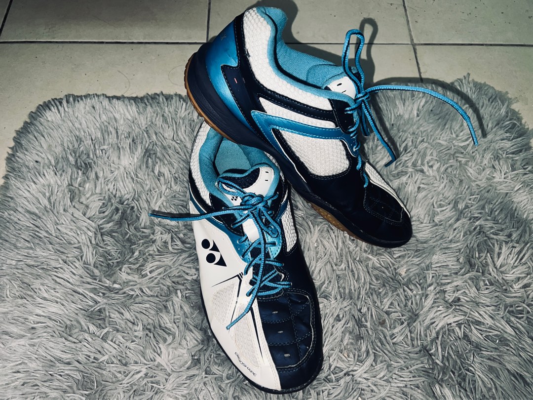 Yonex power cushion 35 on sale