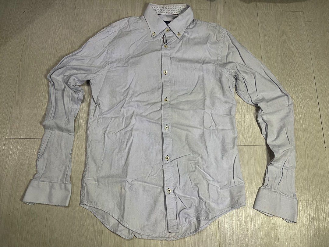 Zara Longsleeves Polo / Bottom Down Shirt (Category: Tshirts & Polo Shirts ) located in Quezon City. Submitted by decluttering.rightnow (Listing ID 1329324855, Image 2). Description: PLEASE READ EVERYTHING FIRST Zara Polo Long Sleeves / Bottom Down Worn few times only No issue Small Length: 27” Width: 19” PHP 200 Discount on bulk purchase please check my other listings 😊 Location: Scout Area Quezon City (Timog Tomas Morato) Shipping c/o buyer vi