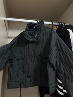 (Category: ) located in . Submitted by yaantonggpreloved (Listing ID 1329403258, Image 1). Description: .
