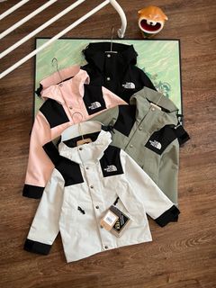 （分類：）位於 。 由 luxury__outlet 提交（商品編號 1329493550，圖片 1）。簡介： 。