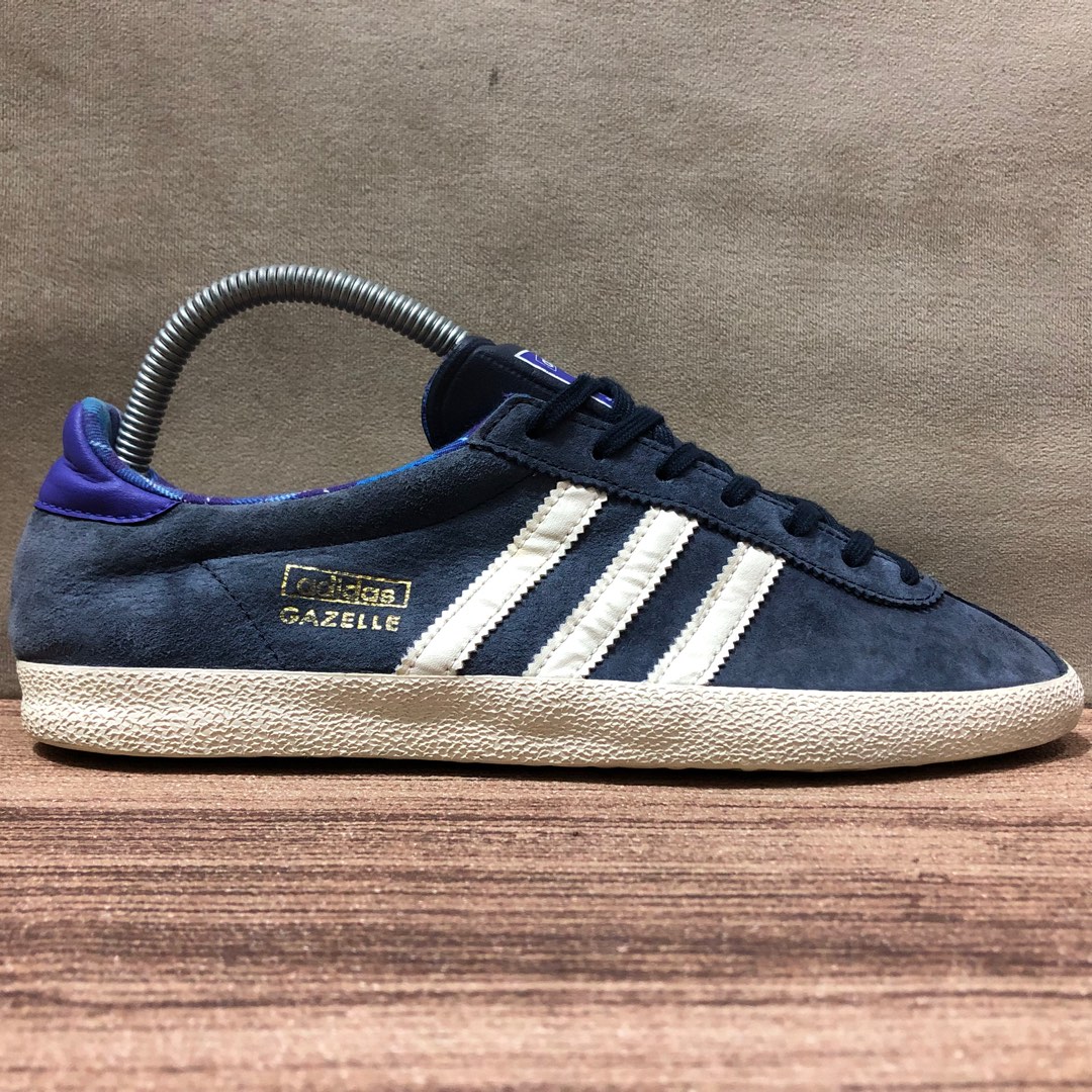 B4217 adidas sales