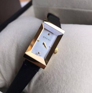 Vintage GUCCI 90001 Quartz Women s Watch Black Rectangular Dial Silver Tone Luxury Watches on Carousell