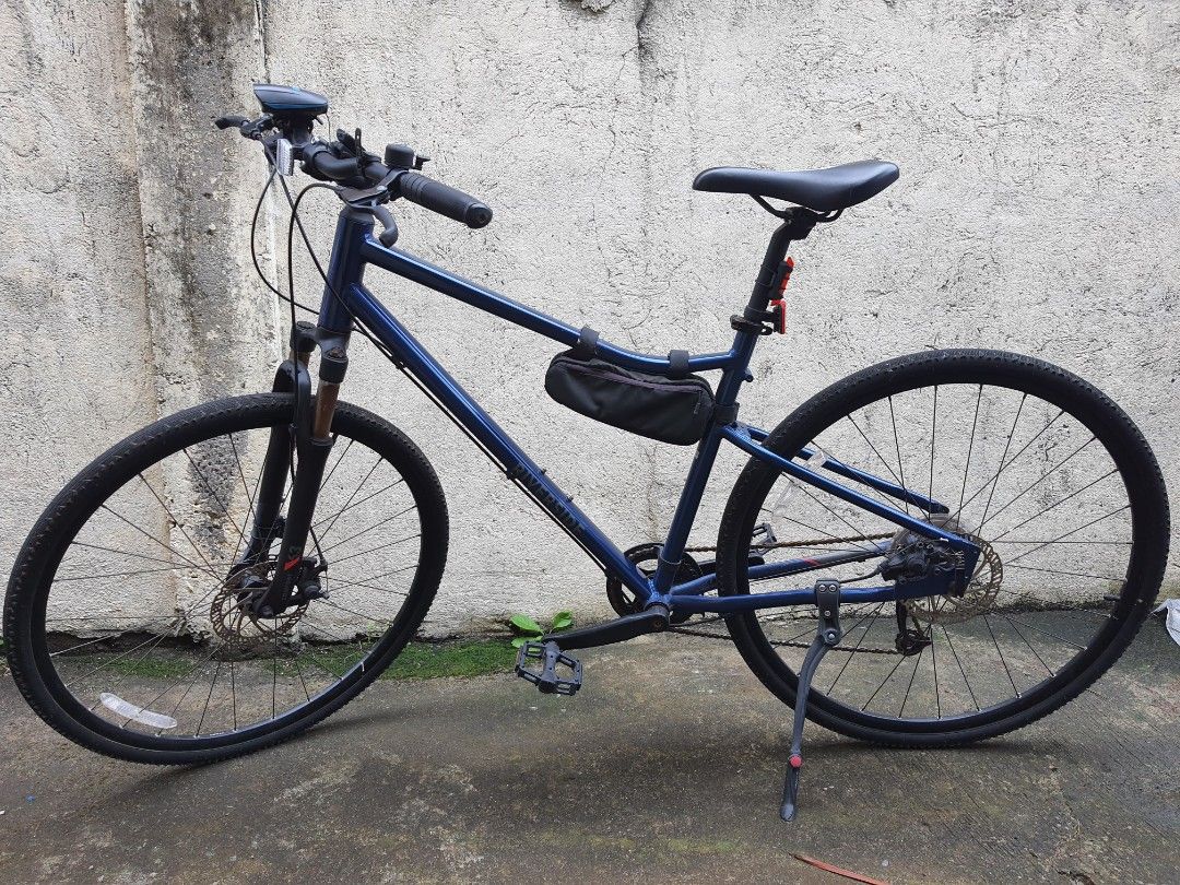 Btwin Riverside 500 Hybrid 28 (Category: Bicycles) located in Malolos. Submitted by aonf1 (Listing ID 1329509576, Image 2). Description: BTwin Riverside 500 Hybrid from Decathlon Gravel x road bike Medium frame 1x10 speed 700x38c tires Suntour front shocks Used only inside the village Mechanical disc brakes Open for swap with small or xs road bike shimano giant trek java cervèlo gt cannondale dahon brompton orbea canyon decathlon.