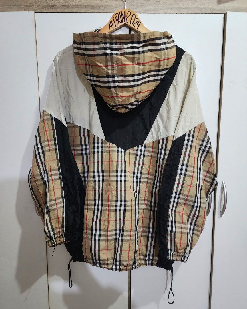 Burberry Plaid Windbreaker Men s Fashion Coats Jackets and Outerwear on Carousell
