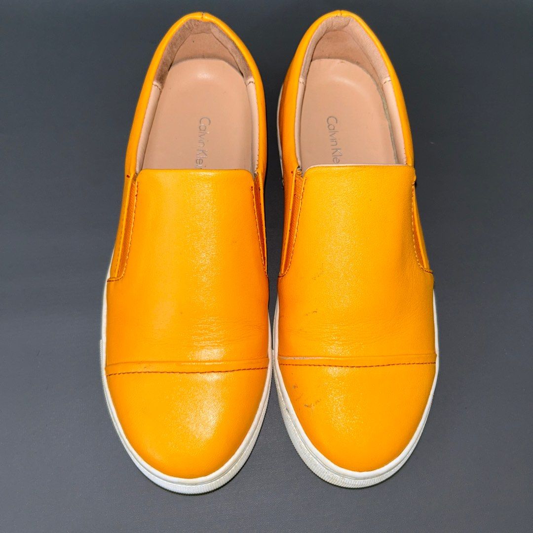 Calvin Klein slip on orange leather size 35, Fesyen Wanita, Sepatu