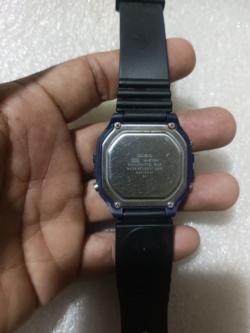 Casio illuminator (Category: Men's Watches) located in Quezon City. Submitted by kenz1000 (Listing ID 1329547773, Image 2). Description: For Sale -Casio illuminator W- 218H -In good working condition -replacement strap -minor hairline scratch -700php -Litex Commonwealth meetup, rider pickup si buyer magbookk, regular LBC shipping.