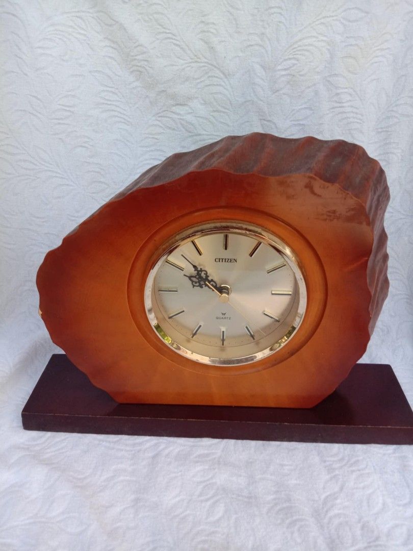 CITIZEN vintage table top wooden clock Tested working 950php (Category: Clocks) located in Quezon City. Submitted by jpnvintageonline (Listing ID 1329534406, Image 3). Description: CITIZEN vintage table top wooden clock Tested working 950php.