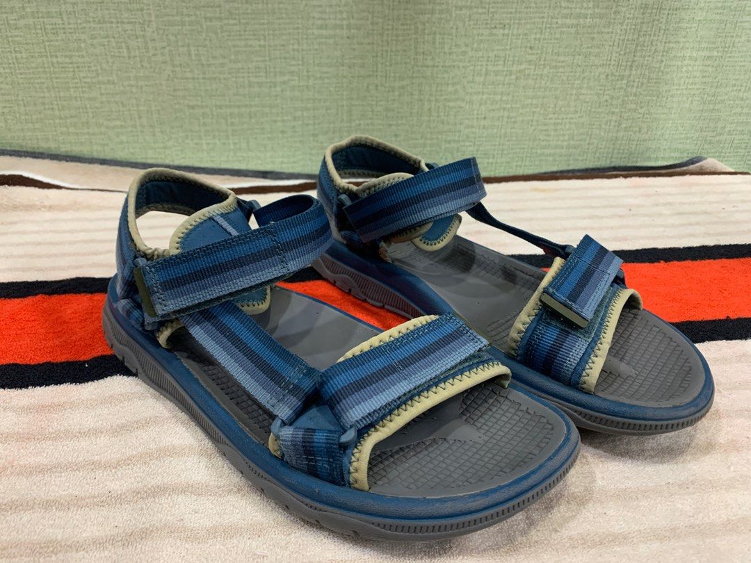 Clarks Cloudsteppers Sport Slide Sandals Size 8UK 9US RM70 Only Men s Fashion Footwear Flipflops and Slides on Carousell