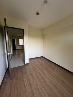 Condo For Sale in  UNIT 202 AND SERVICE AREA 202 ROOF DECK, LEVINA PLACE - AMALTHEA BLDG., JENNY´S AVE., BRGY. ROSARIO, PASIG