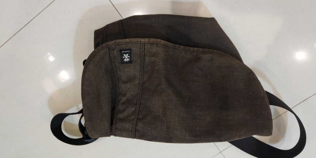Crumpler Western Lawn Camera bag