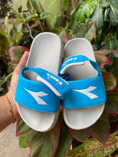 (Kategori: ) berada di . Dikirim oleh thriftbymade (ID iklan 1329547158, Gambar 1). Deskripsi: .