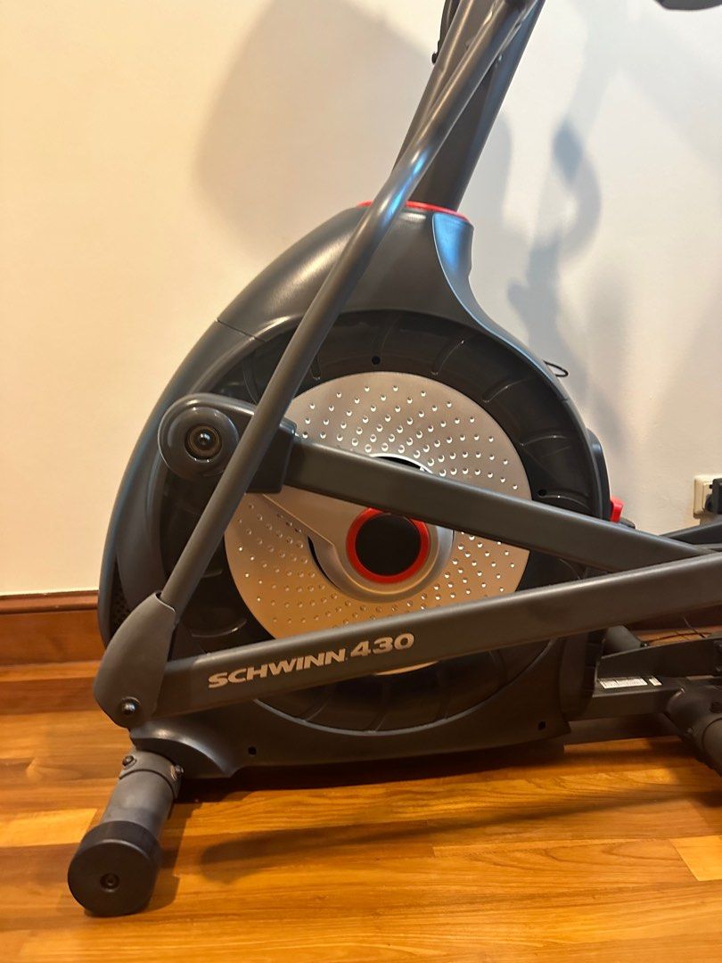 Schwinn 430 Precision Path Elliptical Schwinn 430 Elliptical