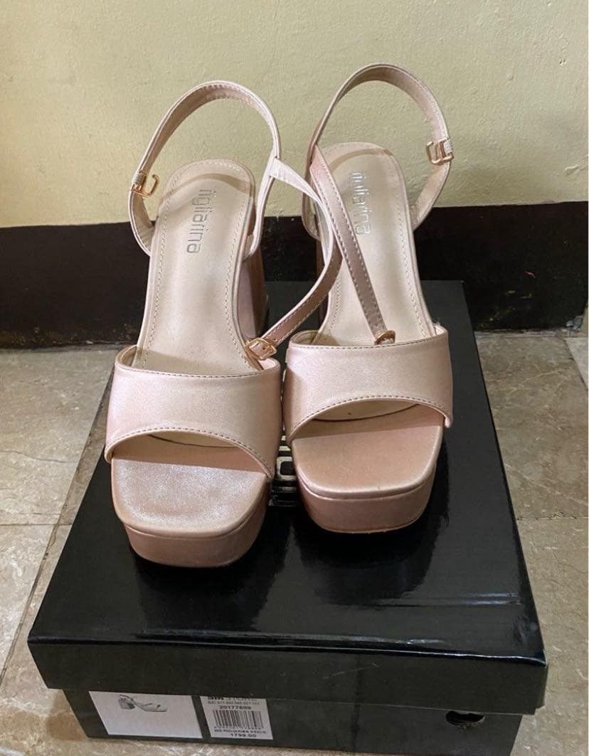 Figliarina Heidi Platform Heels (Category: Heels) located in Las Pinas. Submitted by junghotline (Listing ID 1329538714, Image 1). Description: Used once for oath taking Perfect fit for 25cm feet.