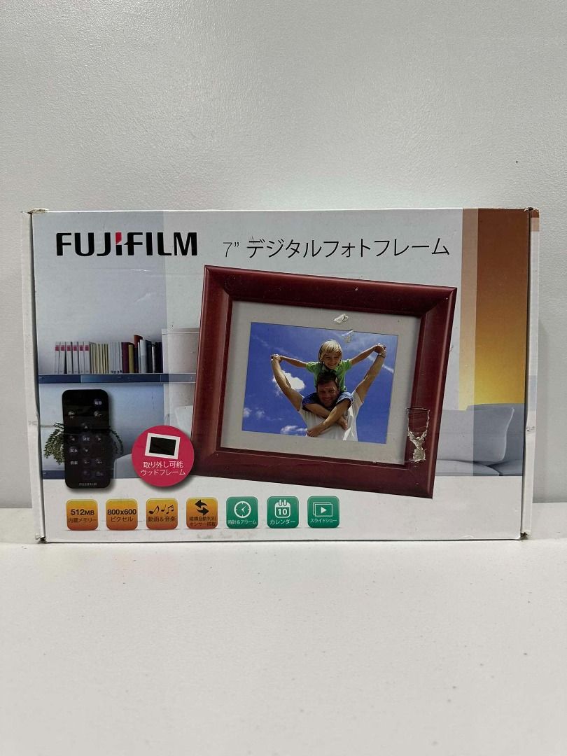 Fujifilm Digital Photo Frame DP-7V, Furniture & Home Living, Home Decor ...