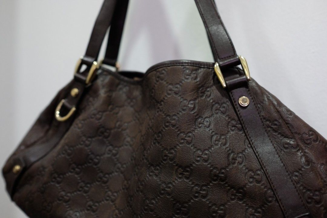 Gucci Guccissima Leather Medium