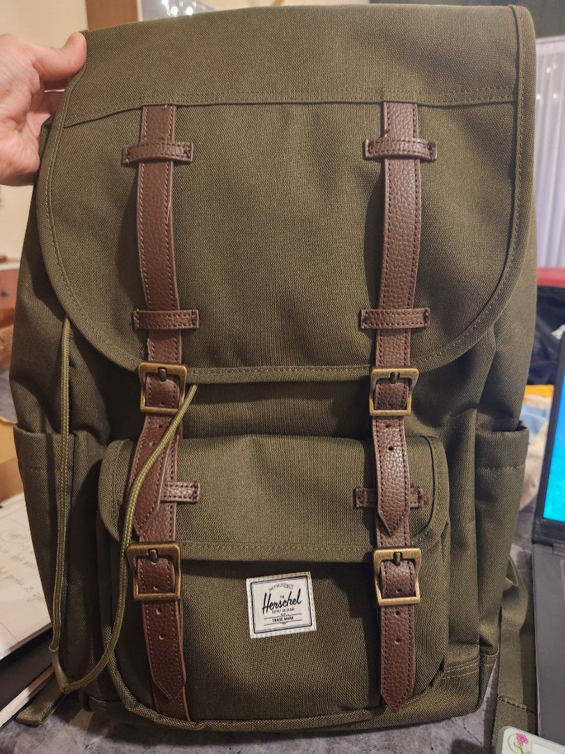 Army green herschel backpack shop
