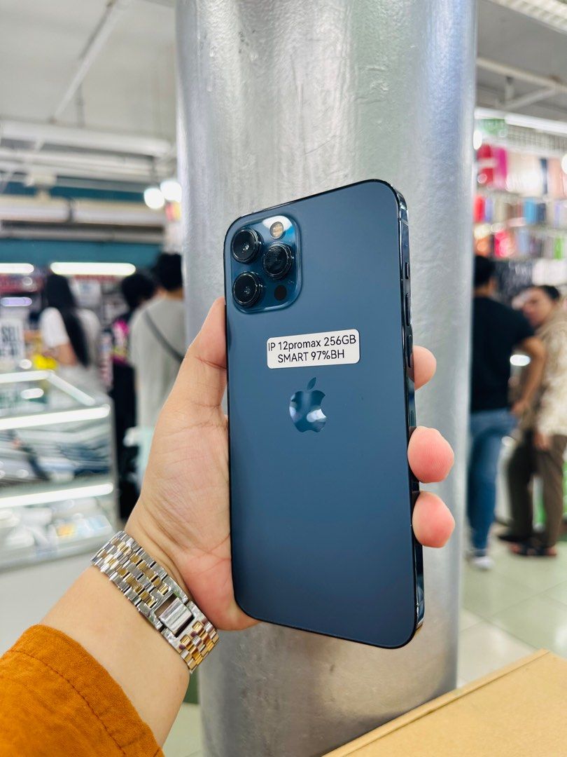 Iphone 12 Pro Max 256gb 97% batt Smartlocked NTC (Category: iPhone 12 Series) located in San Juan City. Submitted by javedsgadgetshop (Listing ID 1329584858, Image 2). Description: OPEN FOR INSTALLMENT VIA CREDIT CARD/GGIVES/SPAY/BILLEASE & SWAP/TRADE-IN! BUY AND SELL! Quick Specs : Iphone 12promax •256gb •NTC Variant •97% batt health •Smartlocked •95% Smoothness •No hidden issue | No Repaired •100% Authentic | Not Refurbished •w/ OEM Charger & s