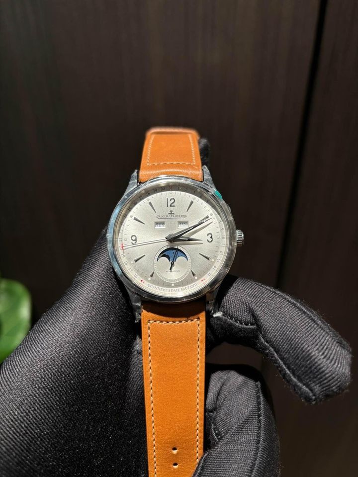 Jaeger LeCourte Master Control calendar Q4148420