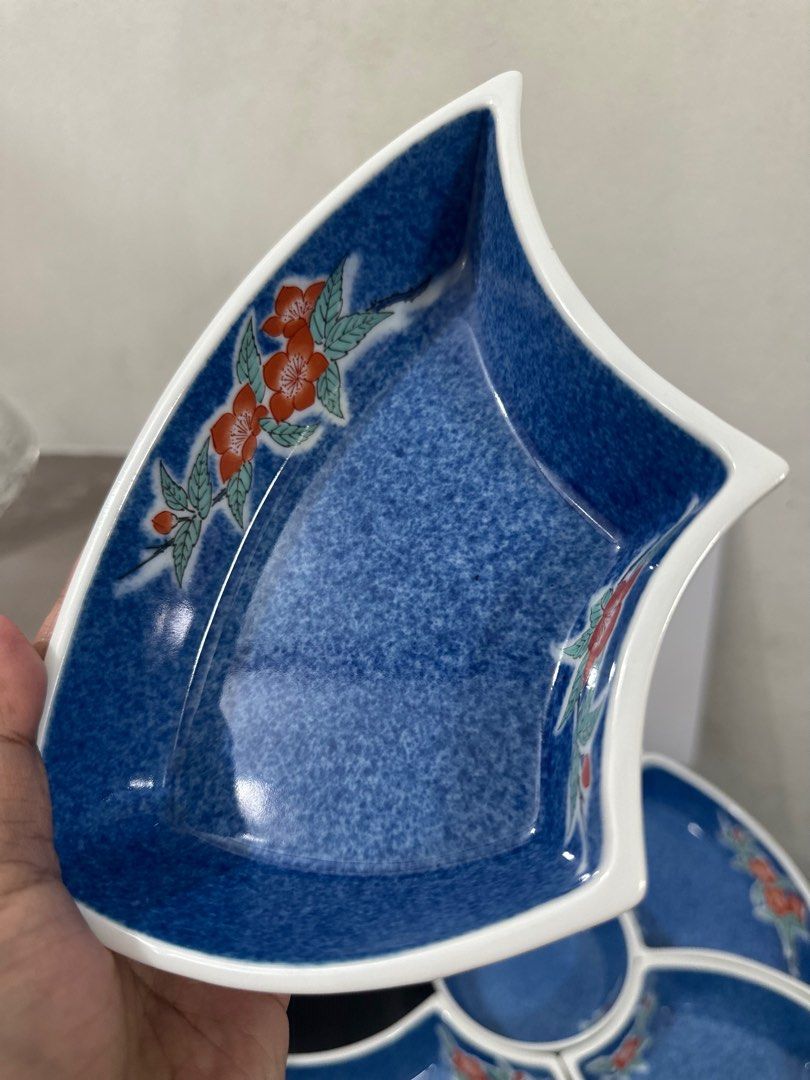 Lazy Susan Serving Platters (Category: Dinnerware & Cutlery) located in Manila. Submitted by shieonlineph (Listing ID 1329603065, Image 3). Description: .