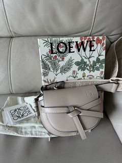 （分類：）位於 。 由 ChanEunis 提交（商品編號 1329525761，圖片 1）。簡介： 。
