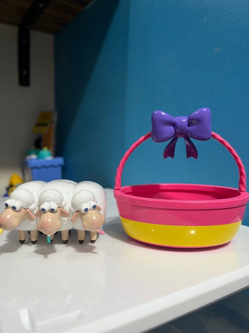 Miniso Blindbox (Toy Story) (Category: Designer & Blind Box Toys) located in Rizal. Submitted by imnotraf (Listing ID 1329500753, Image 1). Description: No box and card.