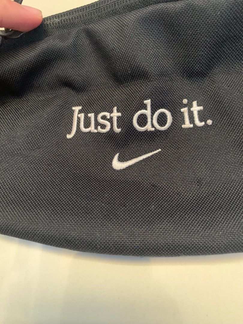 nike small swoosh jdi waist bag Men s Fashion Bags Belt bags Clutches and Pouches on Carousell