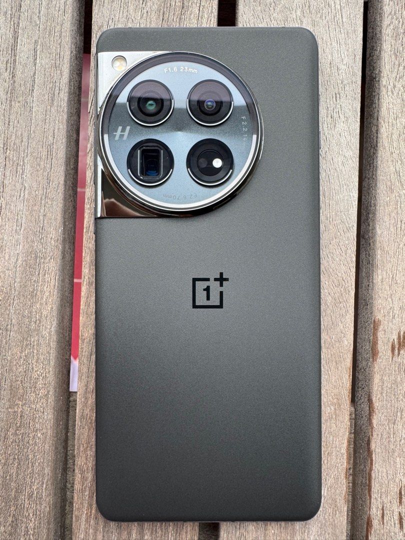 OnePlus 12・12/256GB(ブラック) OnePlus 12・12/256GB(ブラック)