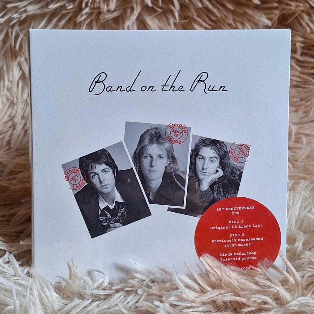 Paul mccartney (Category: Vinyls) located in Caloocan City. Submitted by collectionsitems (Listing ID 1329536275, Image 1). Description: Welcome to our shop collectible pop up shop! 👝Posted items are on hand. 💿🎧🎵💽🎷📽🎥 CD'S / DVD's Books & VINYL are all imported made in uk our local opm album and original in mint to nearmint & unsealead sealed brand new 🛒Pls add to cart to check stocks availability. 💵We sell quality products at reasonable