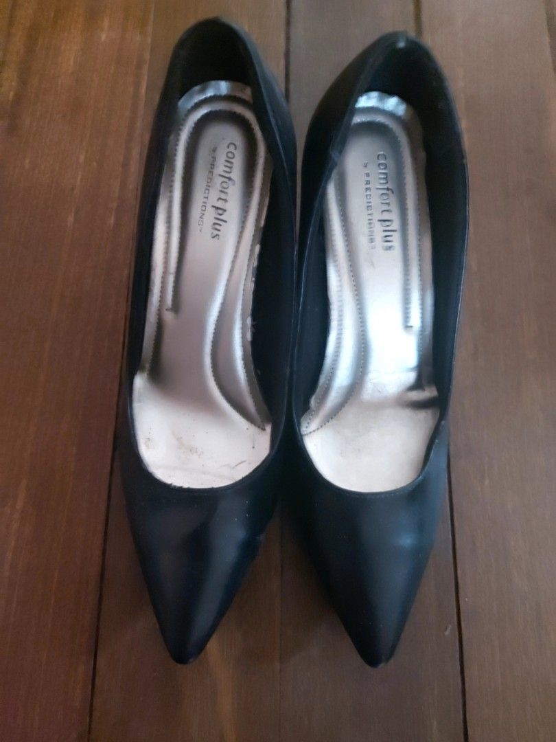 Payless Comfort Plus Pointy Stilettos