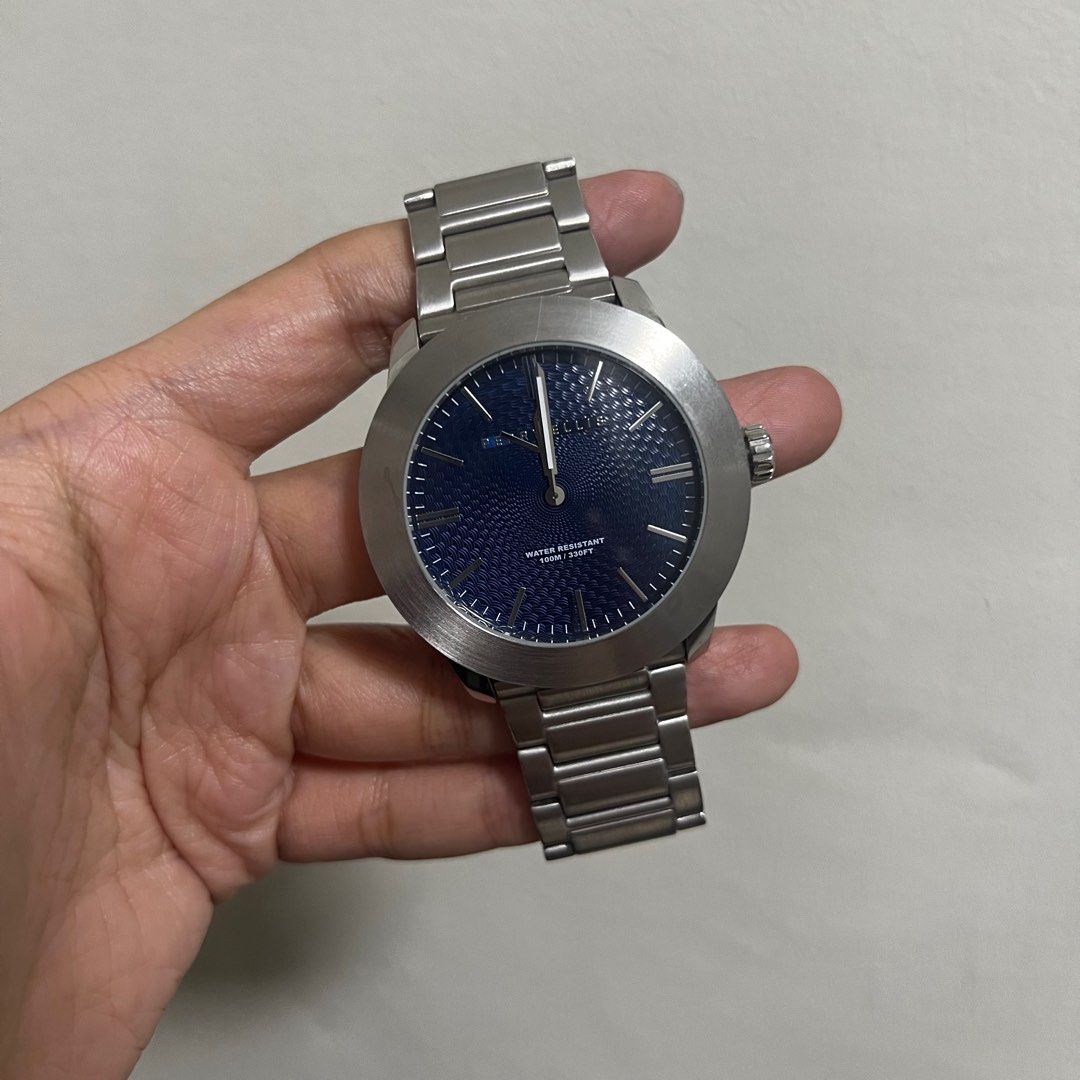 Perry Ellis Blue Dial VJ24 Quartz (46mm) (Category: Men's Watches) located in Marikina City. Submitted by declutterwithe (Listing ID 1329514345, Image 3). Description: - Selling my boyfriend’s Perry Ellis (he got this as a work anniversary gift from his previous employer - Like new (as in twice or thrice lang nasuot) - 46mm - Slimline (Stainless Steel) - Blue Dial VJ24 Quartz - With box and card - 100% authentic.