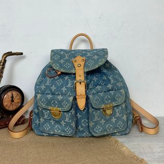 (Kategori: ) berada di . Dikirim oleh hanindiya.24 (ID iklan 1329539798, Gambar 1). Deskripsi: .