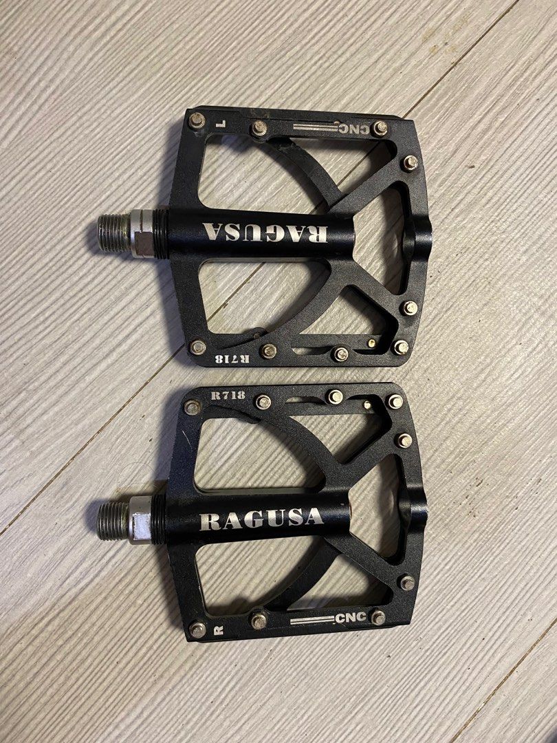 RAGUSA MTB pedal R718 Sports Equipment Bicycles Parts Bicycles on Carousell