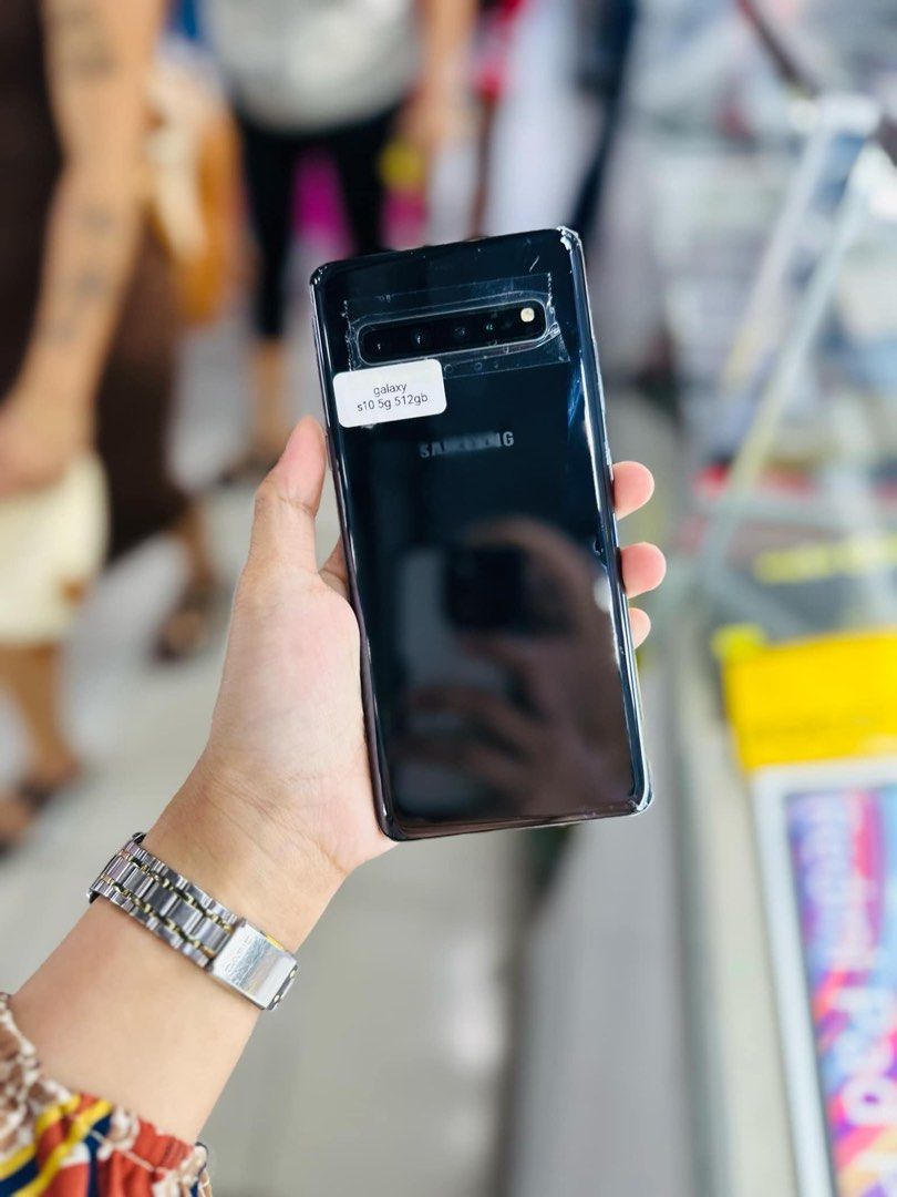 Samsung S10 5G 512gb Single Sim FU (Category: Samsung) located in San Juan City. Submitted by javedsgadgetshop (Listing ID 1329610865, Image 1). Description: OPEN FOR INSTALLMENT VIA CREDIT CARD/GGIVES/SPAY/BILLEASE & SWAP/TRADE-IN! BUY AND SELL! Quick Specs : Samsung S10 5G •512gb •K Variant •Good batt health •Factory Unlock •95% Smoothness •No hidden issue | No Repaired •100% Authentic | Not Refurbished •w/ OEM Charger & store warranty ❣️ - ser