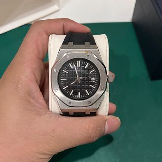 (Category: ) located in . Submitted by ngooi_watches (Listing ID 1329620205, Image 1). Description: .