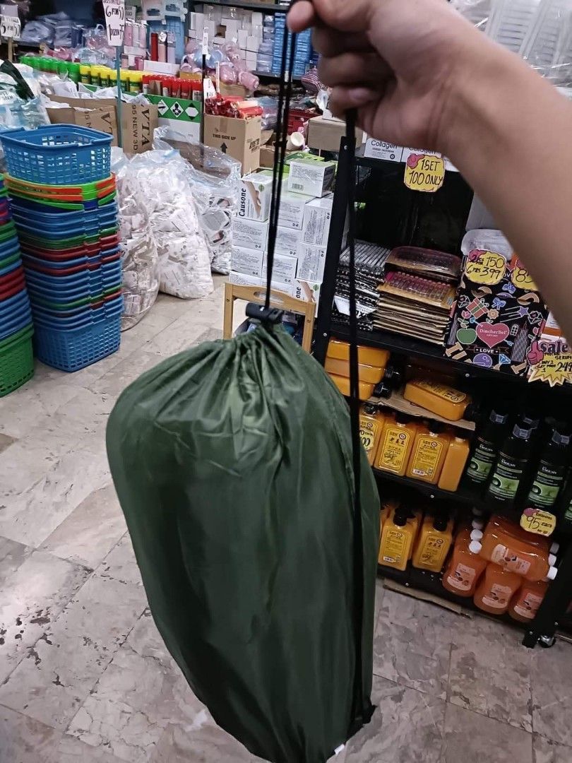 SLEEPING BAG (Category: Hiking & Camping) located in Quezon City. Submitted by fconnie15407950 (Listing ID 1329481389, Image 2). Description: .