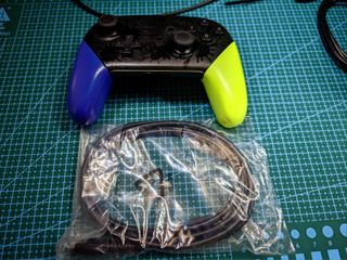 （分類：）位於 。 由 samtonho 提交（商品編號 1329581858，圖片 1）。簡介： 。