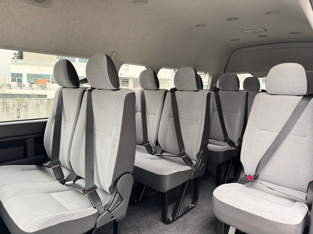 13 Seater Minibus/MaxiCab/Van/Combi Transport/Airport Transfer/Hotel Transfer62886405434370114