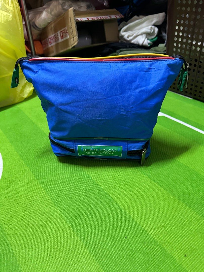 UCB (Category: Sling Bags) located in Batu Caves. Submitted by misterfreedom (Listing ID 1329641932, Image 3). Description: Clutch bag UCB Kondisi masih cantik .