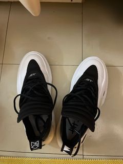 （分類：）位於 。 由 ryanyeet 提交（商品編號 1329594064，圖片 1）。簡介： 。