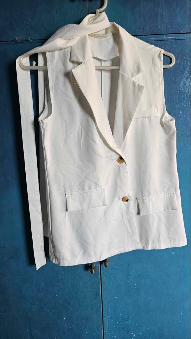White Coordinates (Category: Sets or Coordinates) located in San Pablo. Submitted by dtanne (Listing ID 1322473110, Image 2). Description: Literally used oncd just for my daughter's christening . fits small to semi large Check the vest on the pic please .