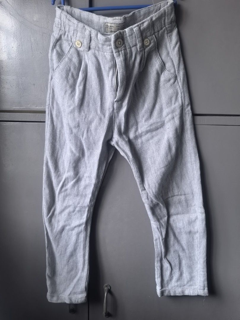 Zara pants (Category: Babies & Kids Fashion) located in Legazpi City. Submitted by gingerails (Listing ID 1329545723, Image 1). Description: .
