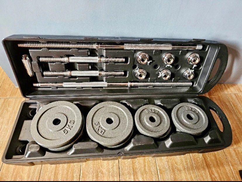 50Kg Dumbell Set (Category: Weights & Dumbbells) located in Pasig City. Submitted by mrgine (Listing ID 1329724217, Image 2). Description: 50Kg Dumbell set Brand New Price: 5,500 pesos Pick up or Thru lalamove delivery Payment method:Cash on delivery, Gcash, Bank Transfer.