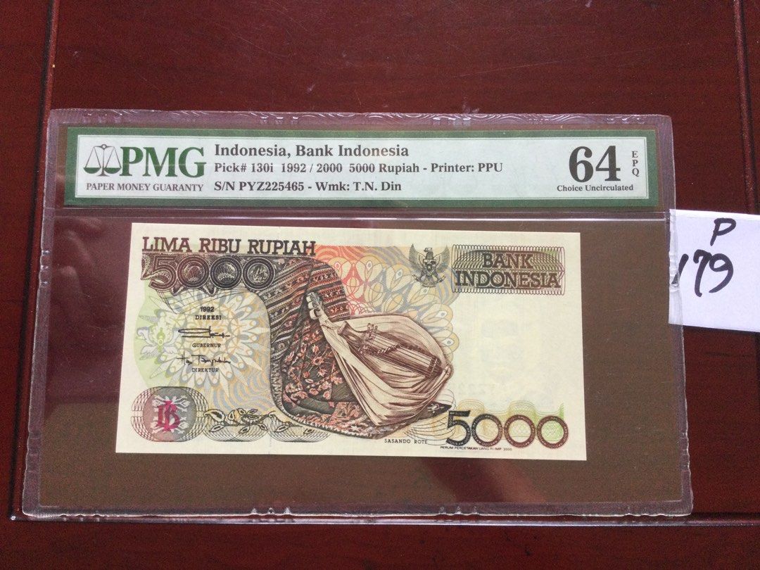 少見1992 ～2000 年印度尼西亞印尼發行彩色$5000 ，5000元印尼盾紙鈔紙幣，品相相當良好的，PMG 64 EPQ ,P179,  興趣及遊戲, 收藏品及紀念品, 錢幣- Carousell