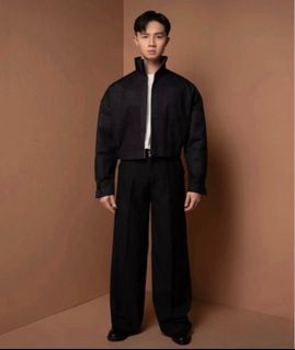 (Kategori: ) berada di . Dikirim oleh satrianoval (ID iklan 1329658008, Gambar 1). Deskripsi: .